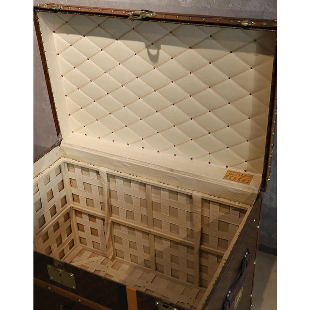Mail Trunk from Louis Vuitton, 1920s For Sale - Image 10 of 15