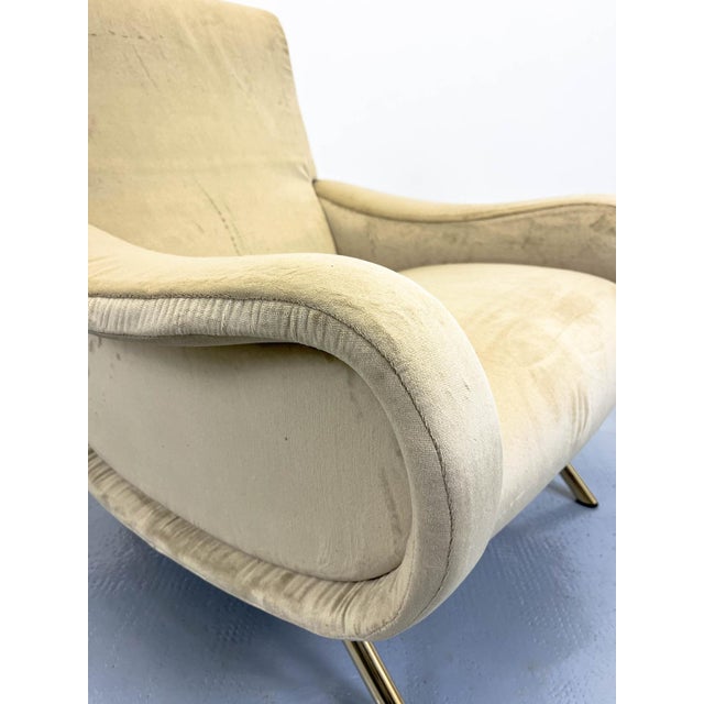 Cassina Model 720 Lady Armchair by Marco Zanuso for Cassina, 2010s For Sale - Image 4 of 9