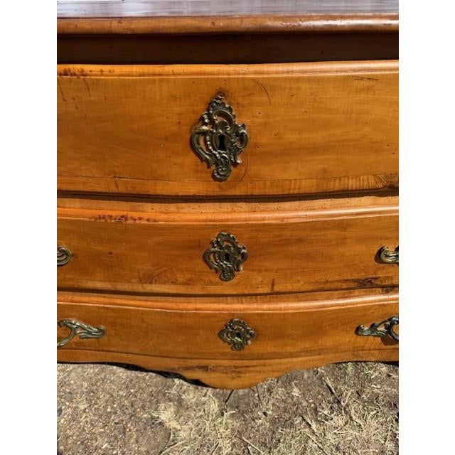 18th Century French Louis XV Cherrywood Chest of Drawer / Commode For Sale - Image 13 of 17