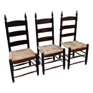 Set of Three Antique Primitive Ladder-Back Chairs With Woven Herringbone Rush Seats and Finials For Sale