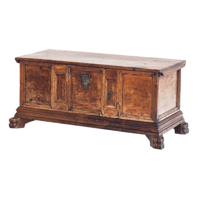 18th Century Catalan Bridal Chest in Walnut For Sale