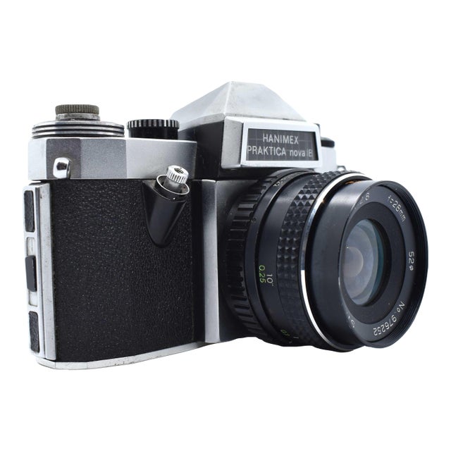 1960's East German Praktica Nova 1b SLR Film Camera For Sale