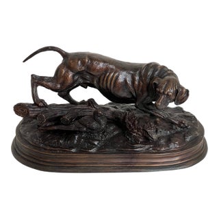 Antique French Bronze Hunting Dog Sculpture Signed E. Delabrièrre – Animalier Pointer With Game Bird c.1900 For Sale