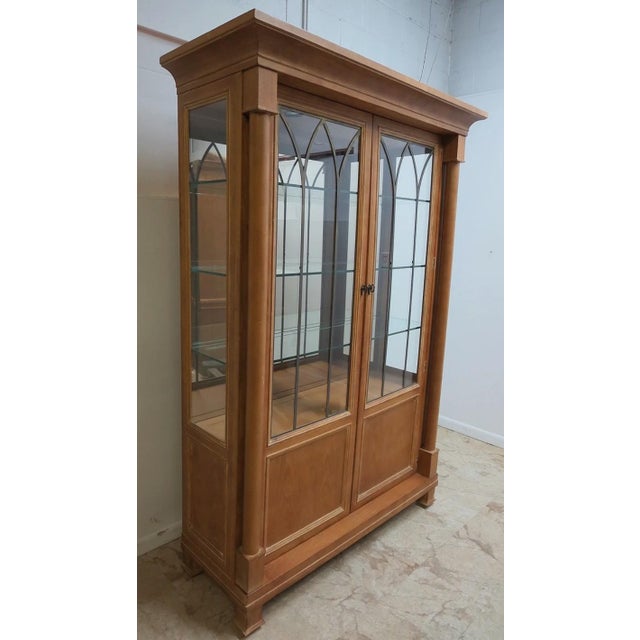 Wood 1980s Henredon Monumental Aegean Crystal Curio China Hutch Cabinet Neo Classical For Sale - Image 7 of 13