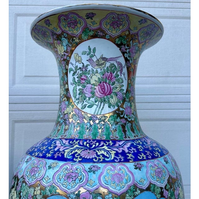 1930s Pair of Monumental Chinese Famille Rose Canton Gold Gilt Palace Vases For Sale - Image 11 of 18