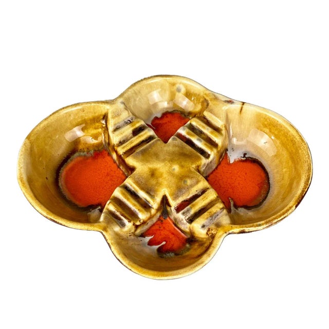 Mid-Century Atomic Orange & Gold Porcelain Sculpted Clover Cigar Ashtray For Sale - Image 10 of 10