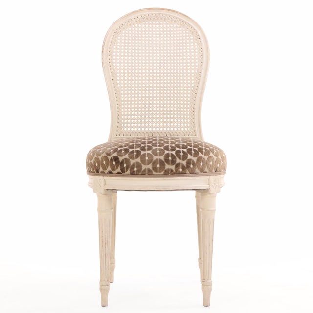 A Set of Four French Directoire Style Painted Side Chairs, C. 1945. For Sale - Image 4 of 6