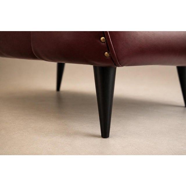 Pair of Brazilian Modernist Armchairs in Hardwood, Burgundy Leather & Bouclé by Carlo Hauner, Brazil, 1950s - Lot 466B For Sale - Image 4 of 18