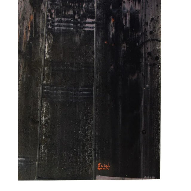 Grigio Naturale 05 is a hypnotic abstract painting realized by the contemporary artist Li Lei in 2007. This vertical...