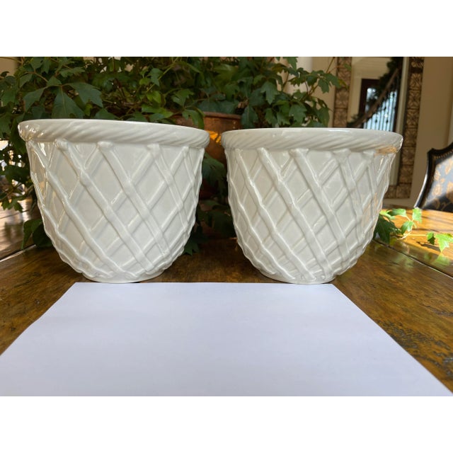 White 1960s Basket Weave Ceramic Pots - Set of 2 For Sale - Image 8 of 8