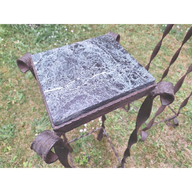 Brutalist Garden Columns in Wrought Iron and Veined Marble, Set of 2 For Sale - Image 15 of 16