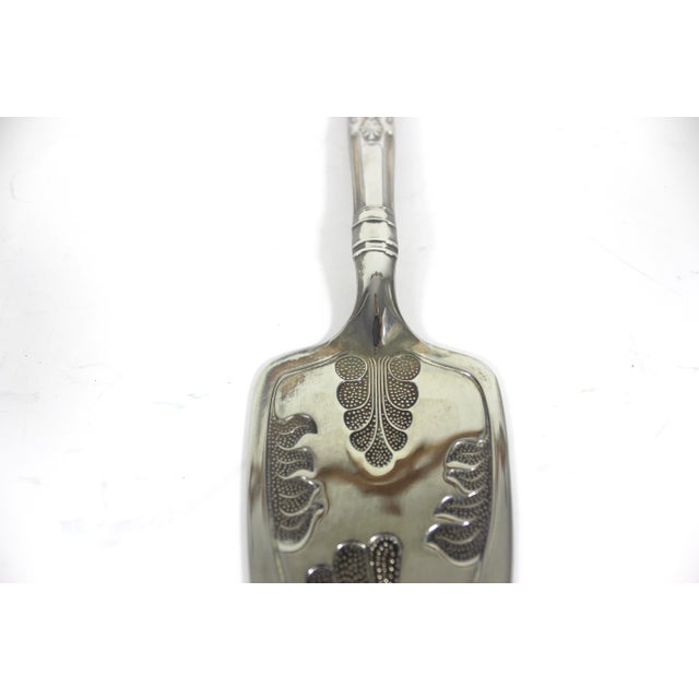 Early 20th Century Silver Mayell Cake Server Silver Plate Serving Piece Made in England For Sale - Image 4 of 11
