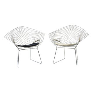 Wire 421 and 422 Diamond Chairs in Silver and Blue by Harry Bertoia for Knoll, 1970s, Set of 2 For Sale
