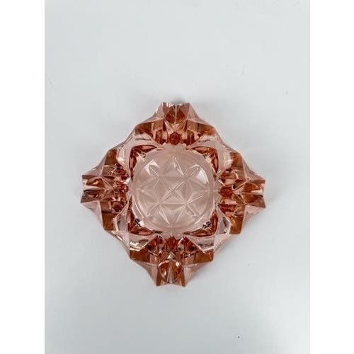 Vintage French Peach-Pink Diamond-Cut Glass Ashtray, 1950s For Sale - Image 14 of 18