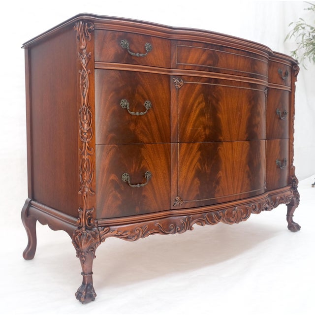 Flame Mahogany Bow Front Claw Feet 3 Drawers Dresser Chippindale Style MINT For Sale - Image 10 of 18