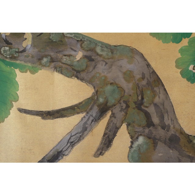 Japanese 18th Century Edo Period White Eagle Painting on Gold Paper For Sale - Image 9 of 17