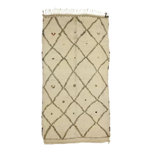 Vintage Berber Moroccan Azilal Rug - 04'08 X 08'07