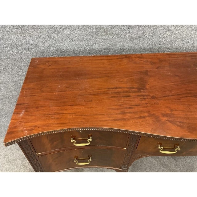 Early 19th Century Early 19th Century American Federal Mahogany Sideboard - Hand-Cut Dovetail For Sale - Image 5 of 13