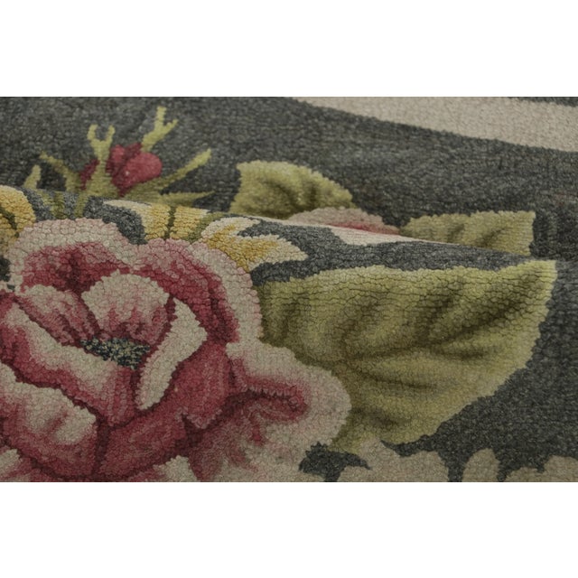 Antique Hooked Wool Rug With Floral Bouquet Medallion, by Rug & Kilim, 1920-1929 For Sale In New York - Image 6 of 7