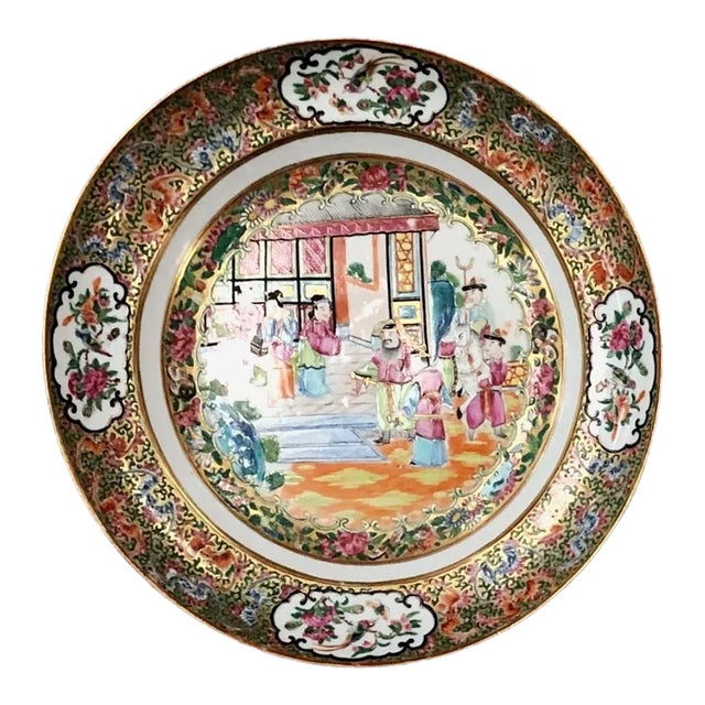 Late 18th Century Large Chinese Rose Mandarin Export Bowls - Set of Three For Sale