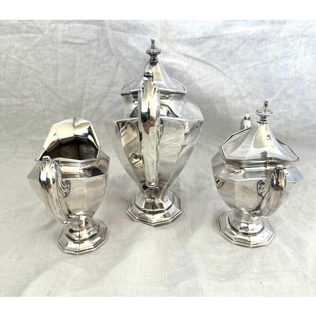 Reed & Barton Silver Plated Tea Service "Sierra" pattern. Great for staging or for the Holidays. Perfect starter set. Tea...