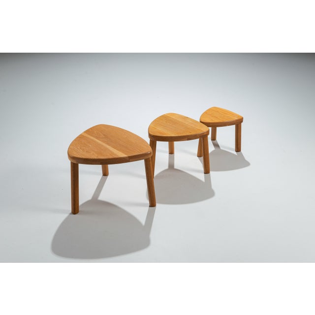 Mid-Century Modern Vintage Oak Nesting Tables, 1970s, Set of 3 For Sale - Image 3 of 9