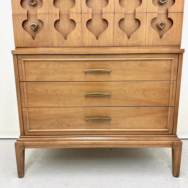 1950s Mid-Century Modern Tall Boy Chest of Drawers Kent Coffey Perspecta Moroccan, Attributed For Sale - Image 11 of 13