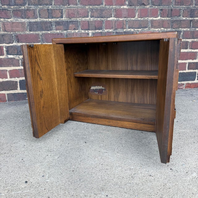 Wood 1970s Lane Furniture Pueblo Brutalist Oak Nightstands – Pair For Sale - Image 7 of 12