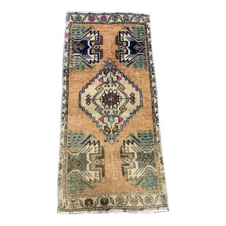 Turkish Yastik Rug 1'6" x 3'3" For Sale