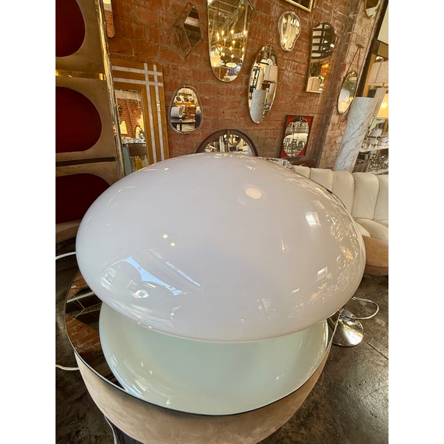 1970s "Magnolia" Opaline Lamp by Sergio Mazza for Quattrifoglio, 1970s For Sale - Image 5 of 8