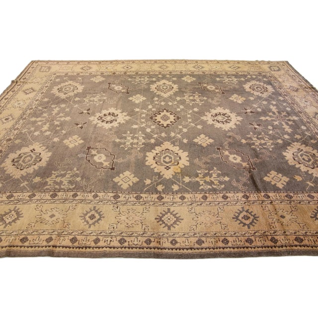 2020s 2020s Turkish 1900s Oushak Gray Wool Rug Handmade With Allover Floral Motif For Sale - Image 5 of 7
