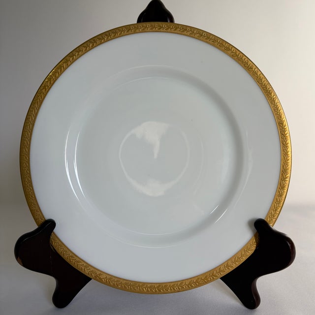 1920s Royal Bayreuth Gold-Encrusted Porcelain Dinner Service for Six For Sale - Image 4 of 16