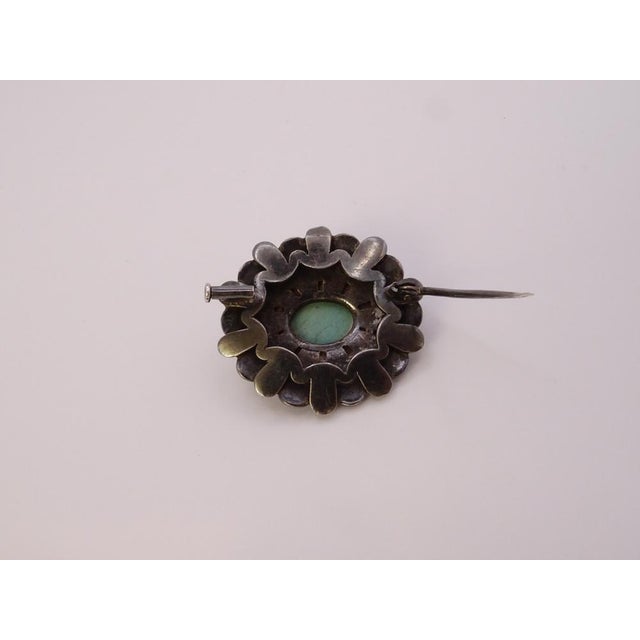 Art Nouveau Cabochon Flower Brooch in Antiqued Metal, Enamel and Turquoise, France, 1920s For Sale - Image 17 of 18