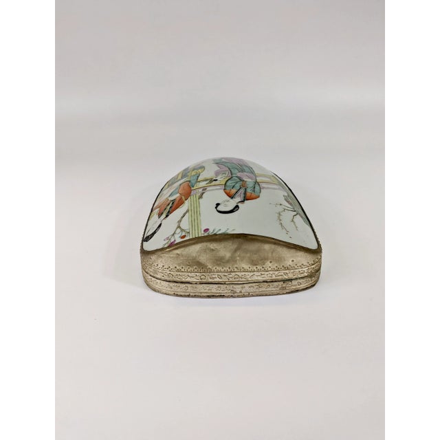 Mid 19th Century 19th Century Chinese Porcelain Large Shard Box of Women and a Child For Sale - Image 5 of 7