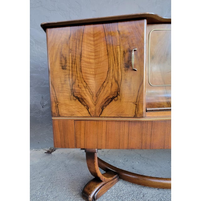 1950s 1950s Cocktail Cabinet Credenza Dry Bar by Beautility For Sale - Image 5 of 16