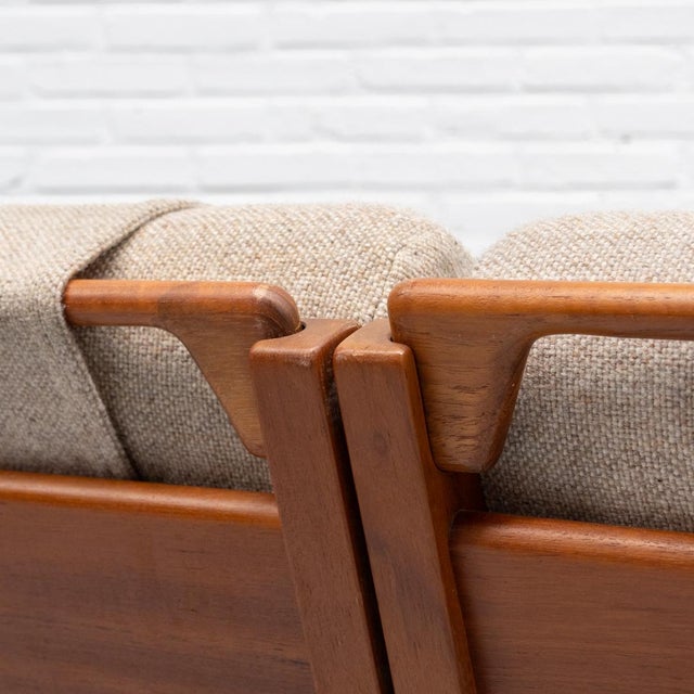 Wood GE-375/2 Two-Seater Sofa by Hans Wegner for Getama For Sale - Image 7 of 15