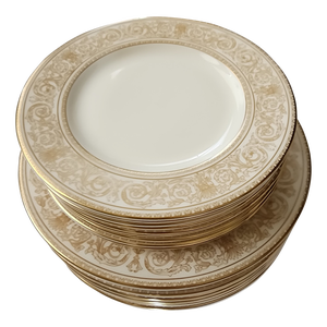Royal Doulton Sovereign Pattern Plates