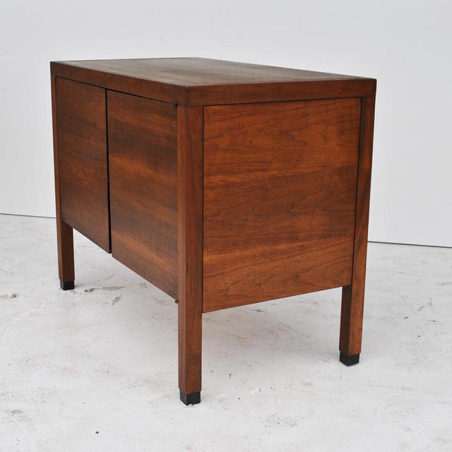 Paul McCobb's furniture and interior designs of the 1950s rank alongside Russell Wright, Gustav Stickley, and Heywood-...