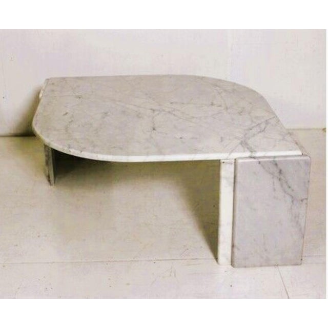 Italian Carrara Marble Teardrop-Shaped Coffee Table from Ligne Roset, 1980s For Sale - Image 6 of 14
