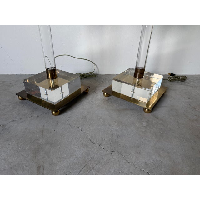 1980s Italian Vintage Lucite & Brass Floor Lamps – A Pair For Sale - Image 12 of 18