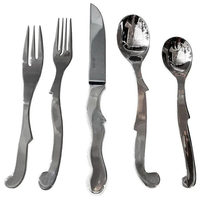 Vicente Wolf The Wallis Flatware Set - 5 Pieces For Sale - Image 11 of 11