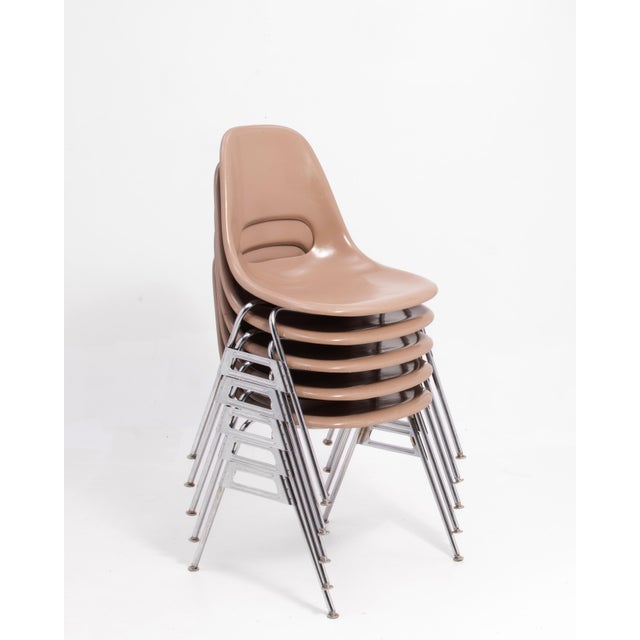 Metal Krueger Metal Products Fiberglass Stacking Chairs Taupe Sand Tan a Set of Seven For Sale - Image 7 of 15