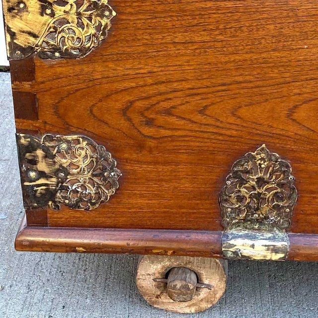 Mid 18th Century Indo-Portuguese Goan Brass Mounted Teak Storage Trunk on Wheels For Sale - Image 17 of 17