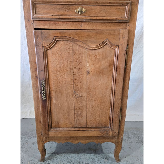 Brown 19th Century French Louis XV Provincial Oak Cabinet For Sale - Image 8 of 10