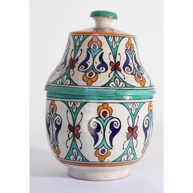 Moorish ceramic Moroccan glazed polychrome jar tureen with cover. Hand painted ceramic Jubbana, handcrafted by skilled...
