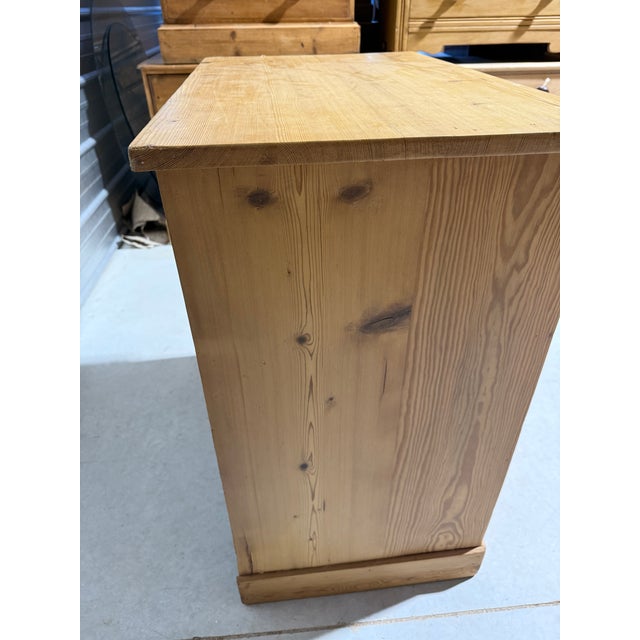 Antique Pine Three Drawers - Chest of Drawers From England For Sale - Image 15 of 18