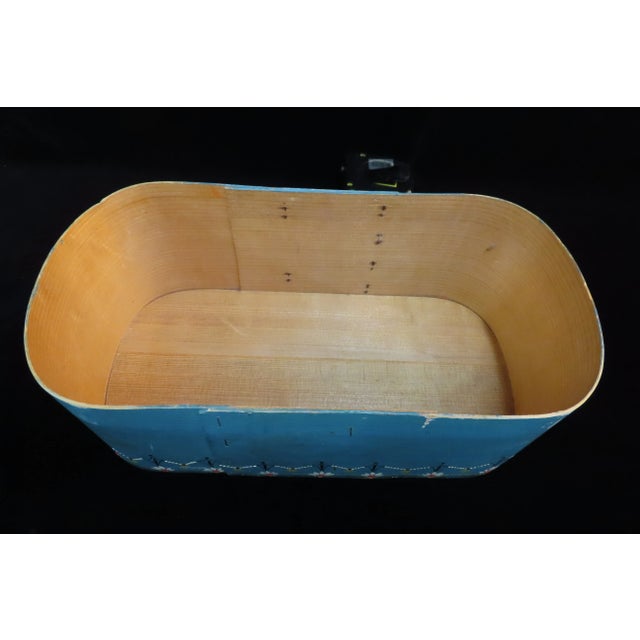 Wood Vintage Hand Painted Tole Deer Hunting Scene Wood Keepsake Sewing Box With Lid For Sale - Image 7 of 9