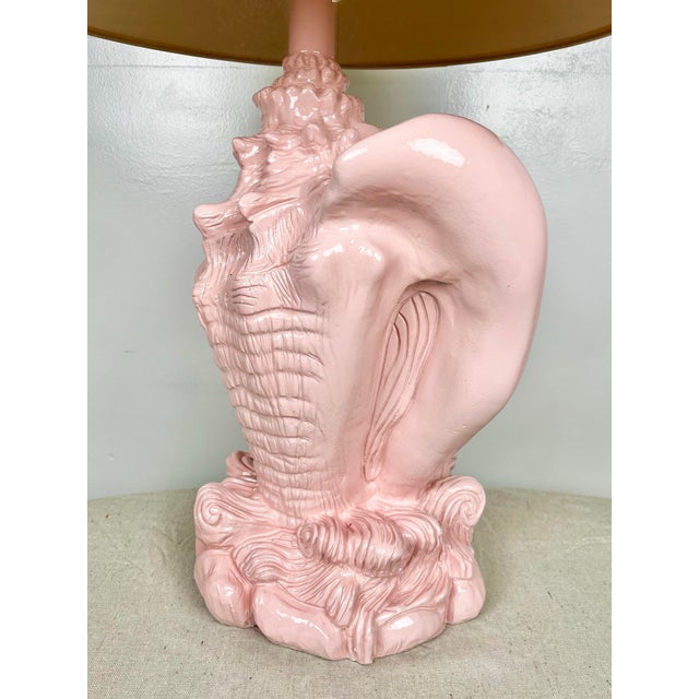Boho Chic Newly Lacquered Vintage Plaster Conch Shell Lamp For Sale - Image 3 of 12