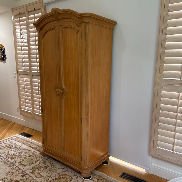 French Provincial 1980s Vintage Bernhardt Armoire For Sale - Image 3 of 12