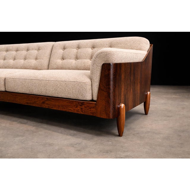 Jd Móveis Brazilian Rosewood Four-Seat Sofa in Warm Oatmeal Bouclé, Brazil, 1960s — Sculptural Form With Rounded Tapered Legs For Sale - Image 16 of 16